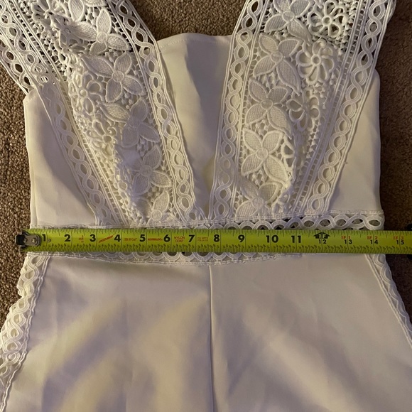 White shorts romper size large in juniors - Picture 8 of 10